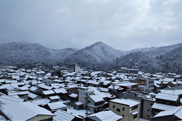 石川県の冬を味わうには世にも珍しき 日本海側気候 を理解せよ 加賀でかがやく